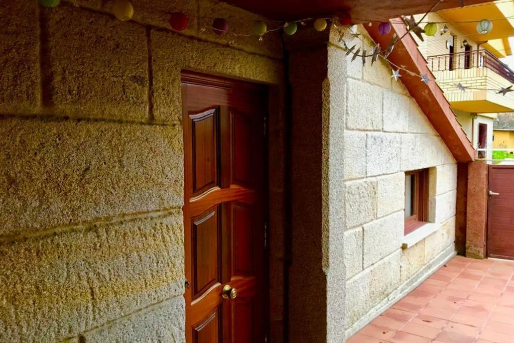 Tranquila Casita De Invitados En Vigo Con Chimenea Exterior foto